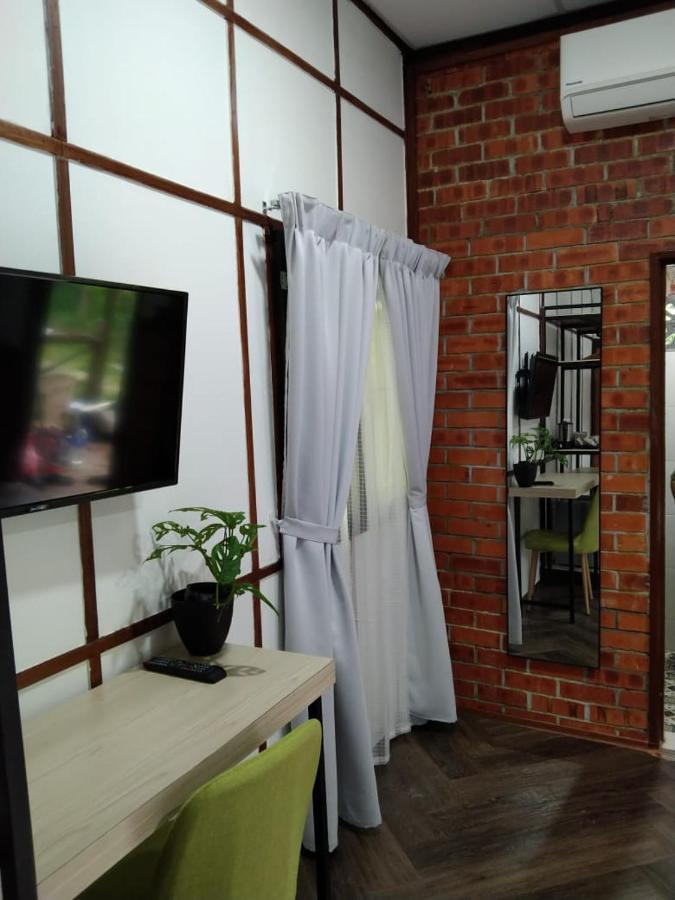 Api-Api Eco Chalet Pantai Kok Exterior foto
